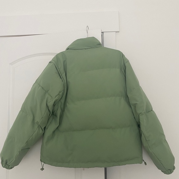 Green coat - Picture 5 of 5